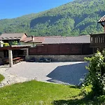 House Maharac With 3 Apartments Till 15 Persons Holiday home *