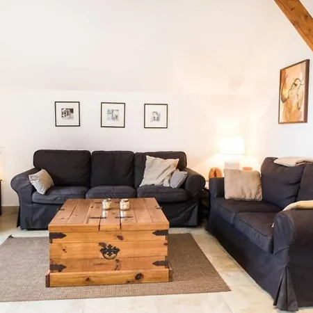 Сasa de vacaciones House Maharac With 3 15 Persons