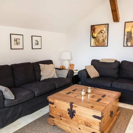 Сasa de vacaciones House Maharac With 3 15 Persons