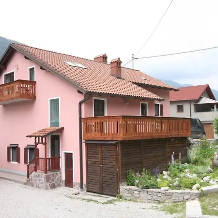 Сasa de vacaciones House Maharac With 3 15 Persons