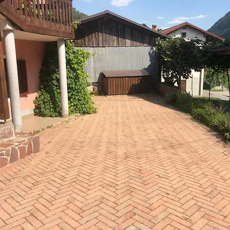Ferienhaus House Maharac With 3 Apartments Till 15 Persons Kamno