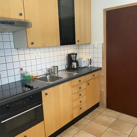 House Maharac With 3 Apartments Till 15 Persons Ferienhaus Kamno