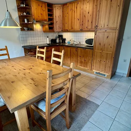 House Maharac With 3 Apartments Till 15 Persons Ferienhaus Kamno